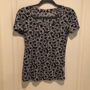 Daisy print Urban Outfitters Tee